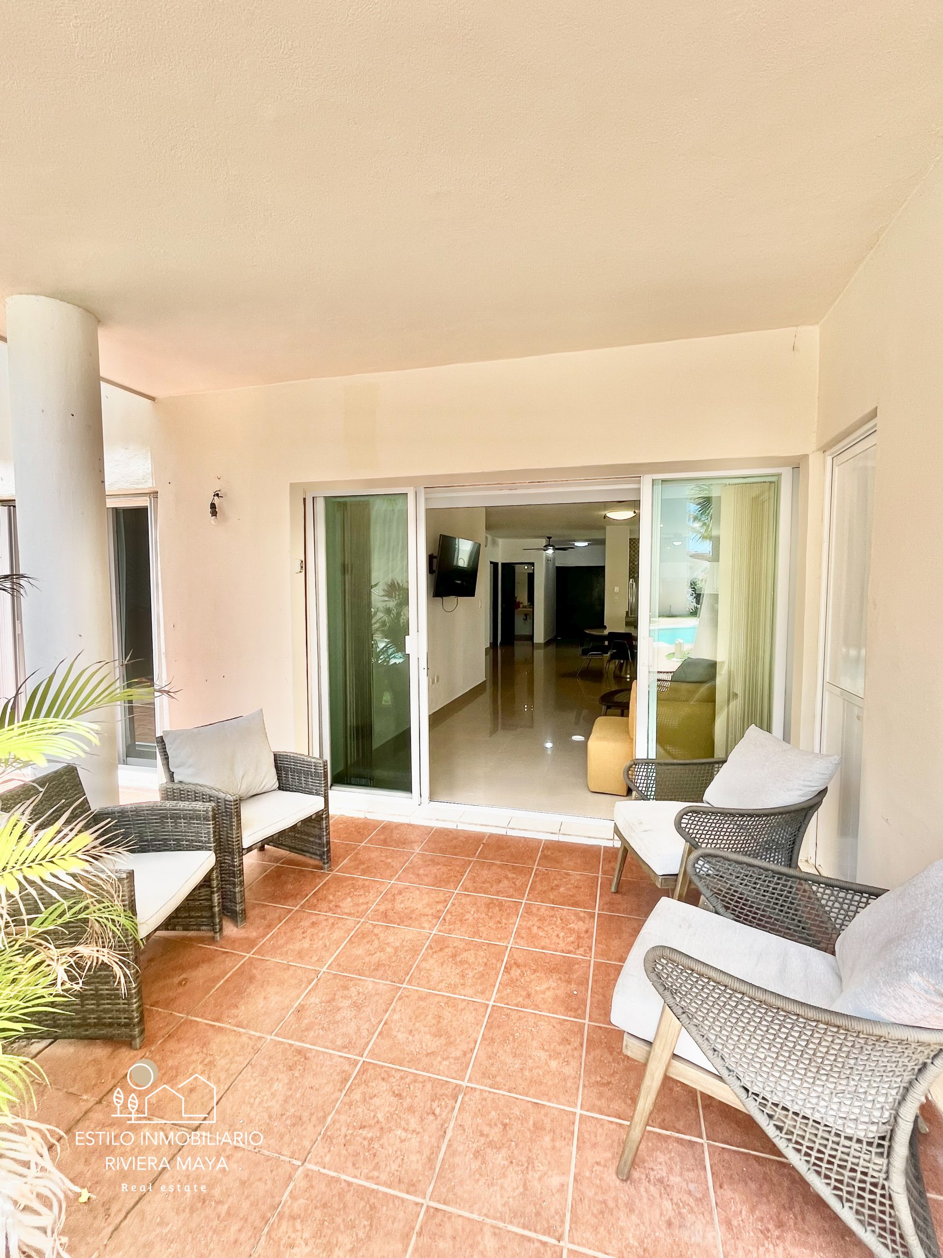 Departamento en renta con acceso al canal en Puerto Aventuras