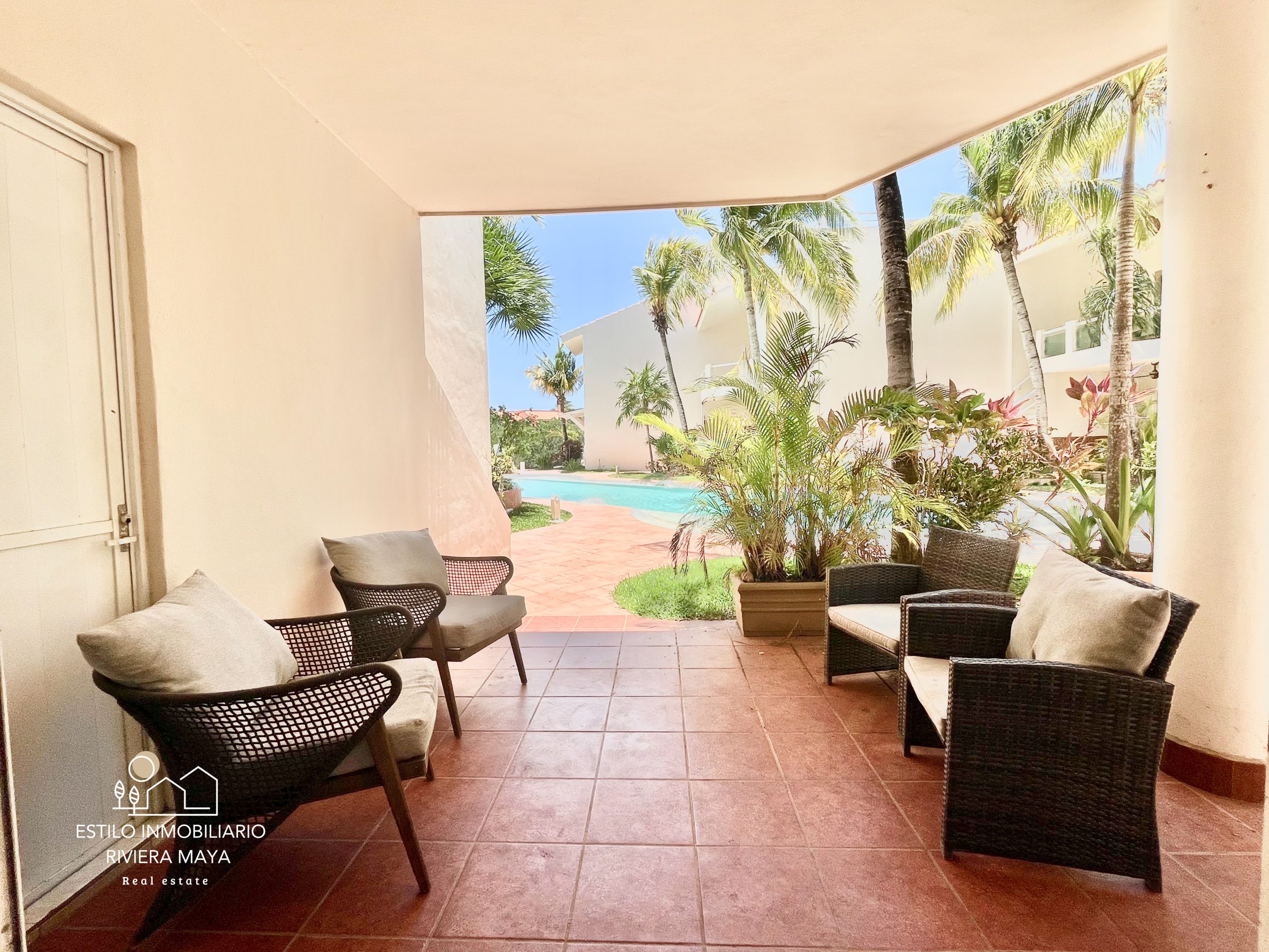 Departamento en renta con acceso al canal en Puerto Aventuras