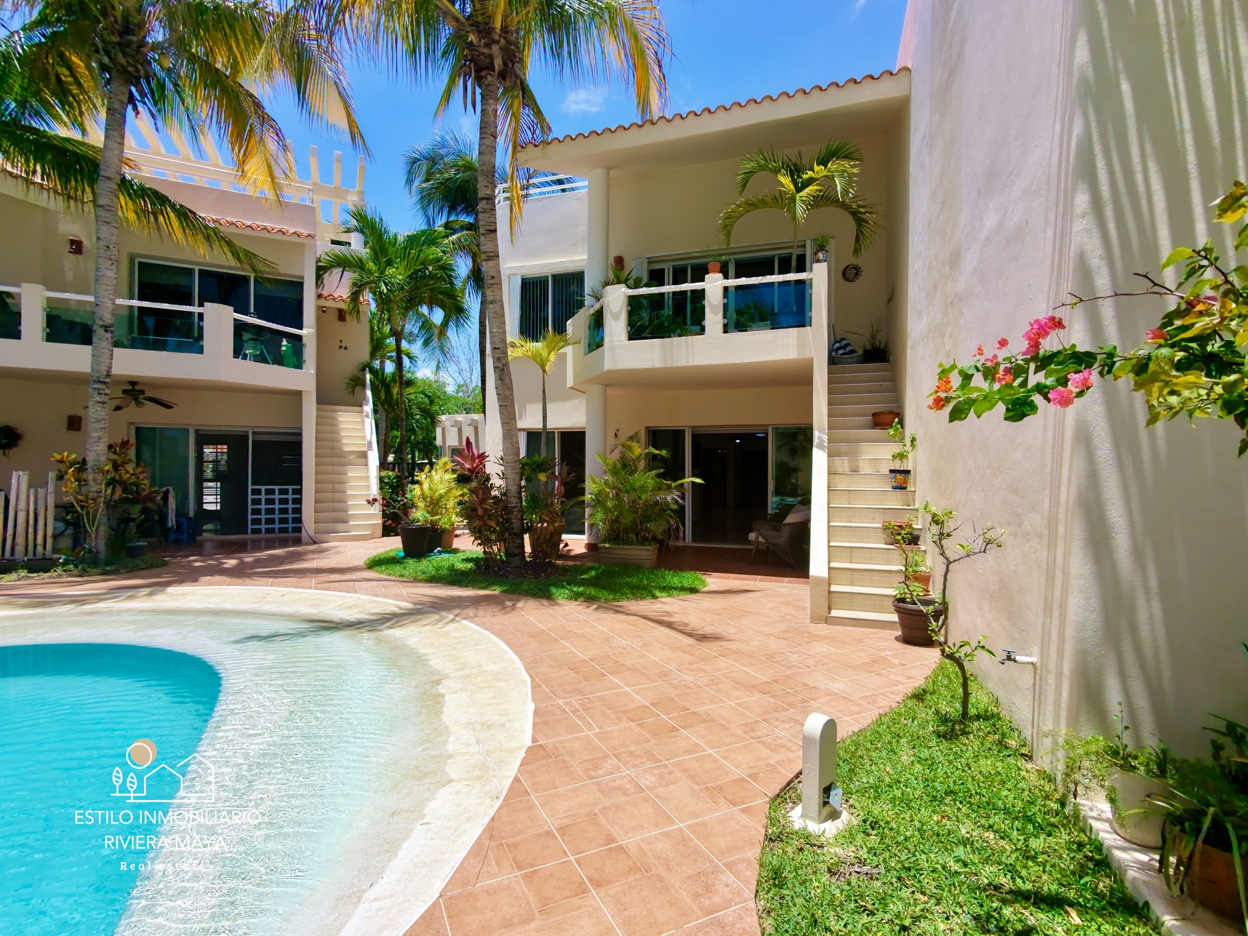 Departamento en renta con acceso al canal en Puerto Aventuras